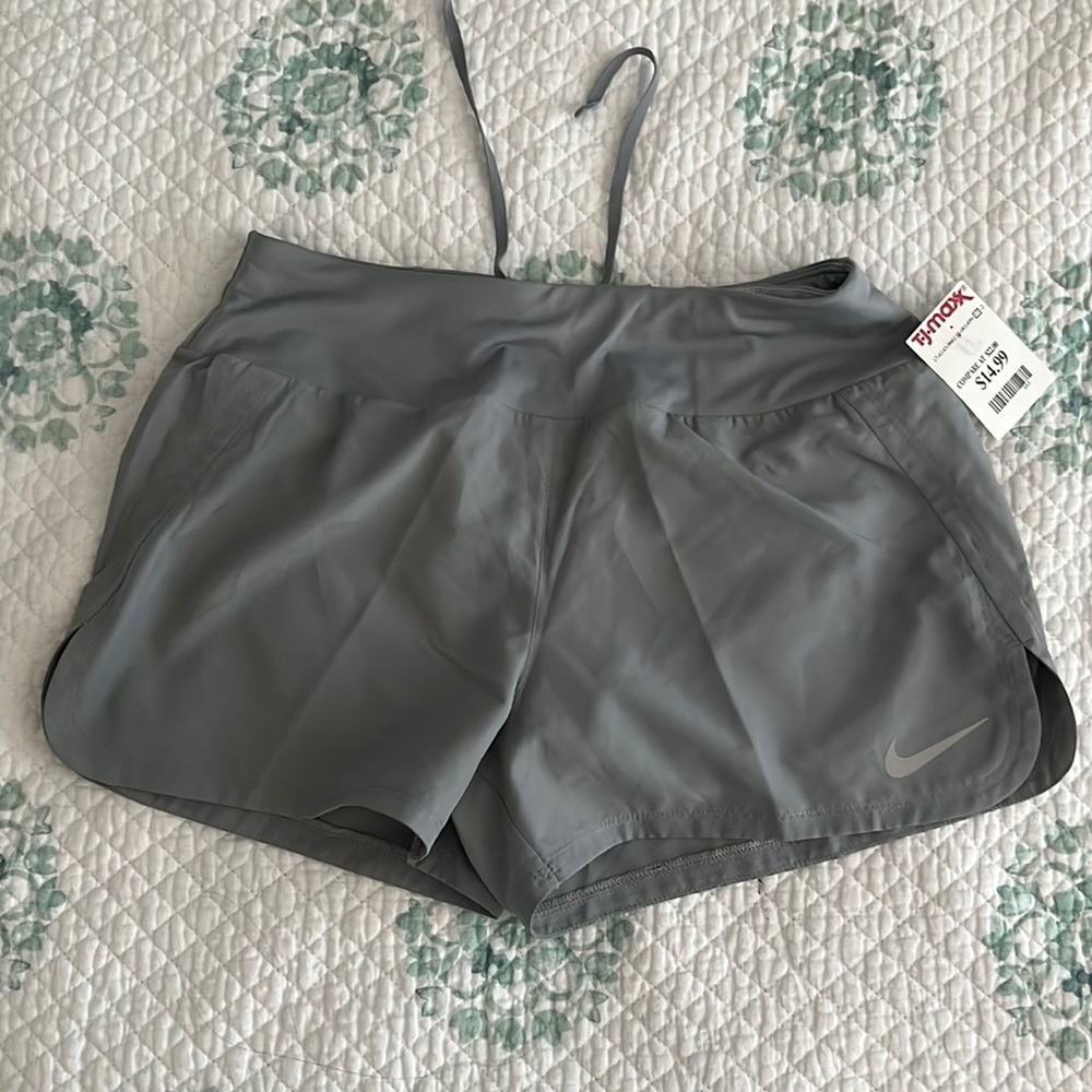 NWT Nike Gray Athletic Shorts size S